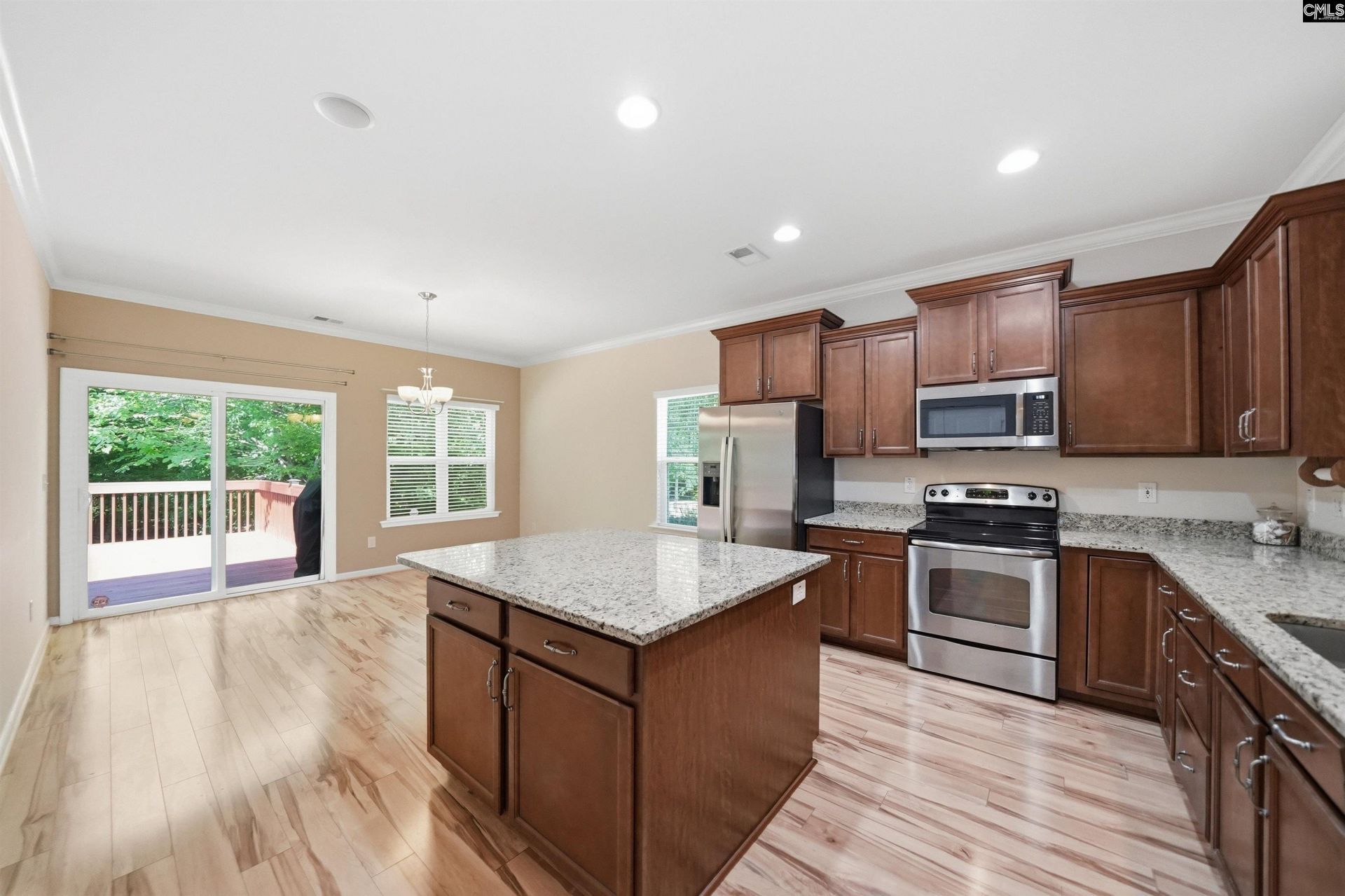 204 Saints Creek Lane  Photo 6