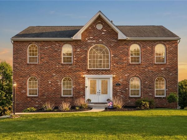 177 Markwood Dr, Canonsburg, PA 15317