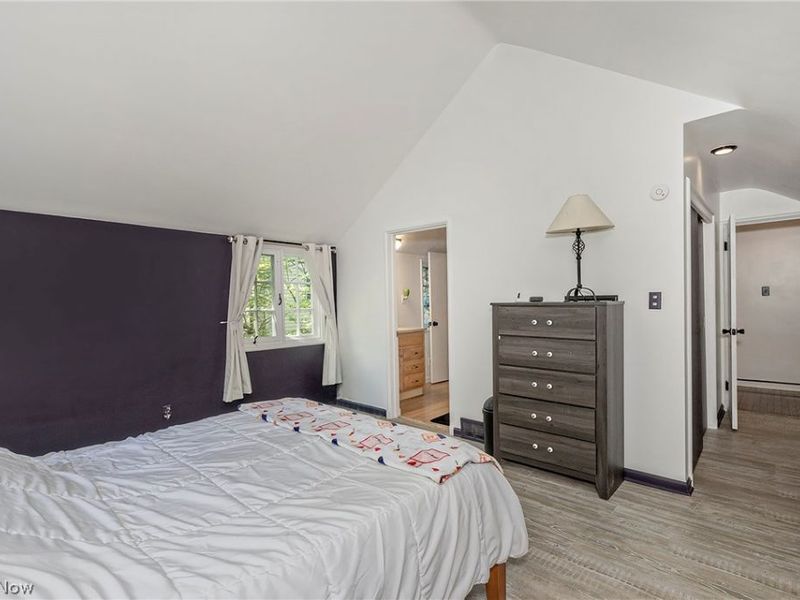 1761 Oakmount Road, South Euclid, OH 44121 Photo 17