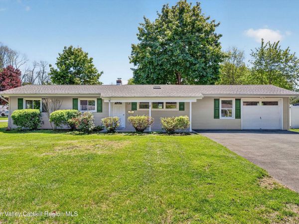 2 Princeton Street, Red Hook, NY 12571