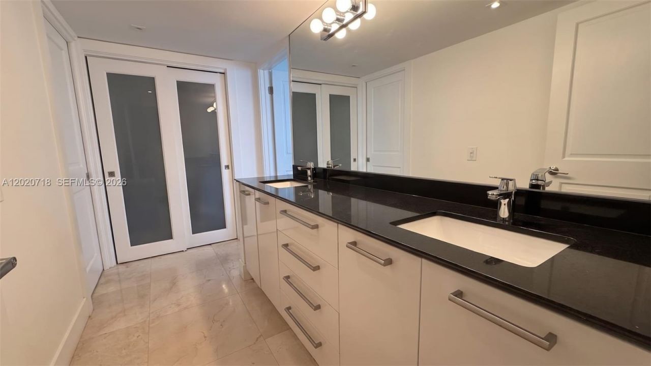 1541 Brickell Ave , Unit A1801, Miami, FL 33129 Photo