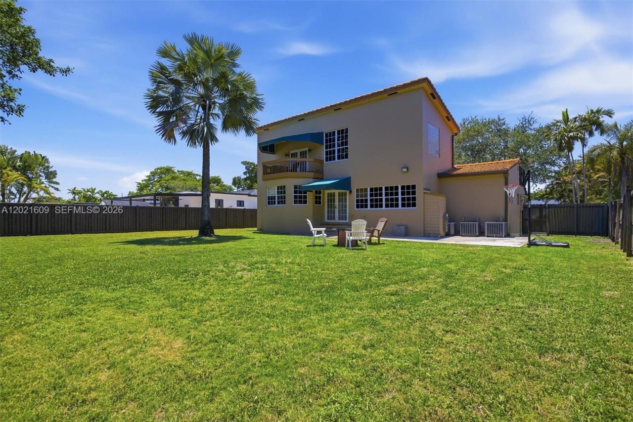 245 Lenape Dr , Miami Springs, FL 33166 Photo