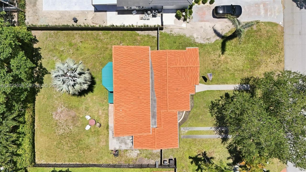 245 Lenape Dr , Miami Springs, FL 33166 Photo