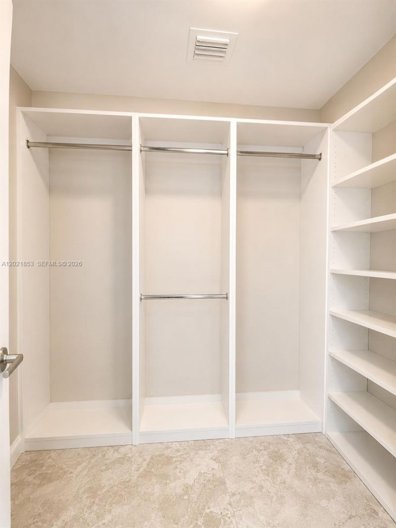 55 SE 6th St , Unit 3001, Miami, FL 33131 Photo