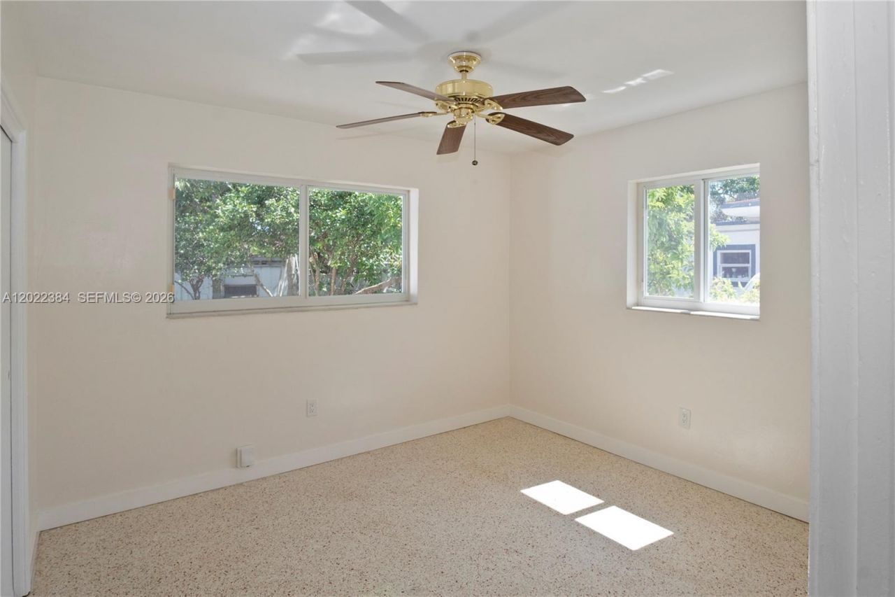 1075 NW 127th St , North Miami, FL 33168 Photo