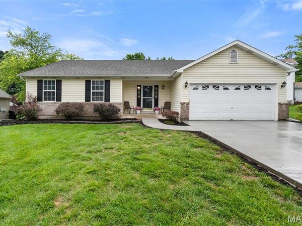 7228 Picasso Drive , Dardenne Prairie, MO 63368