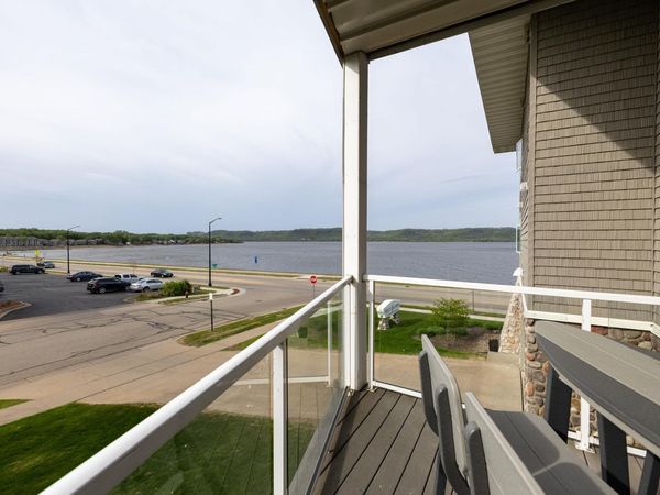 1215 N Lakeshore Drive, Unit 210, Lake City, MN 55041