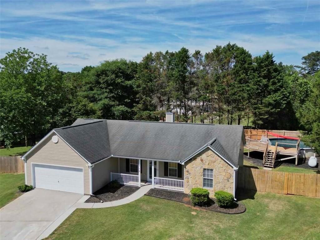 716 Buckingham Court, Monroe, GA 30656 Main Photo