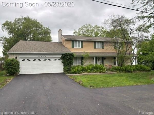 2825 Sylvan Shores Drive, Waterford Twp, MI 48328