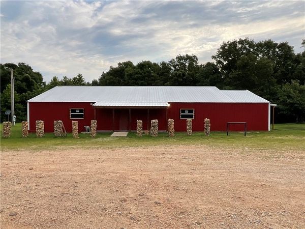 61922 State Highway 10, Kansas, OK 74347