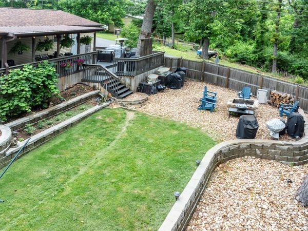 8107 Spruce Drive, Rogers, AR 72756