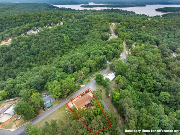 8107 Spruce Drive, Rogers, AR 72756
