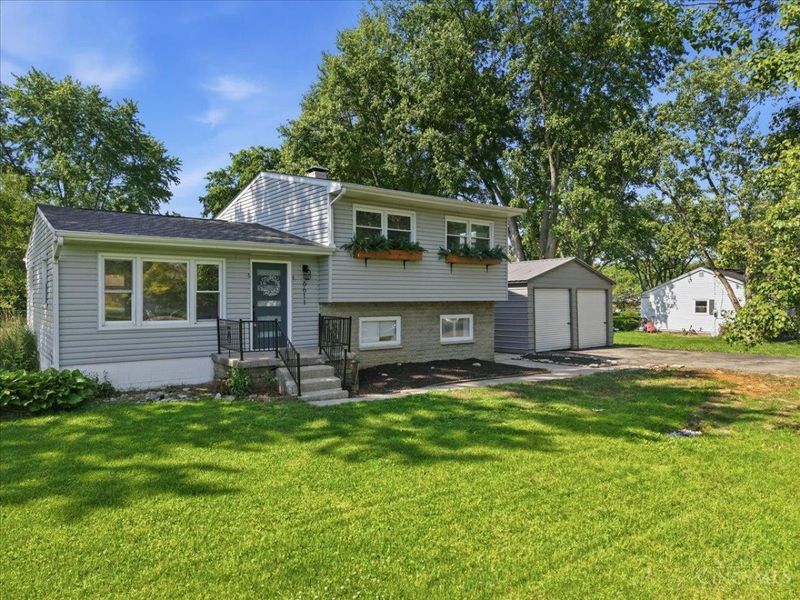 6611 Hendrickson Road, Middletown, OH 45044 Photo 8