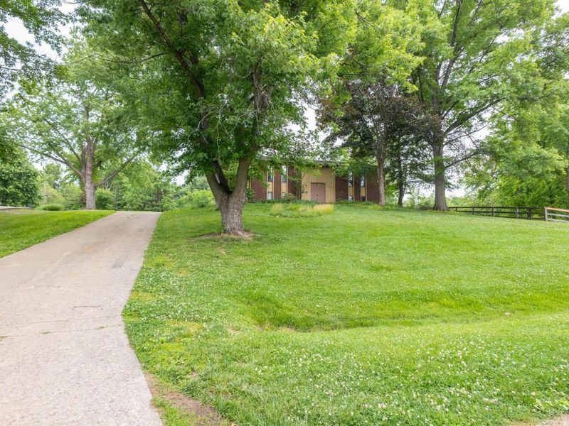 1192 Valley Forge Road, Miami Twp, OH 45150 Photo 4