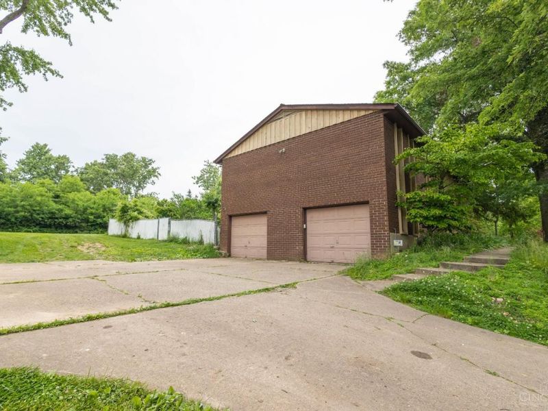 1192 Valley Forge Road, Miami Twp, OH 45150 Photo 6