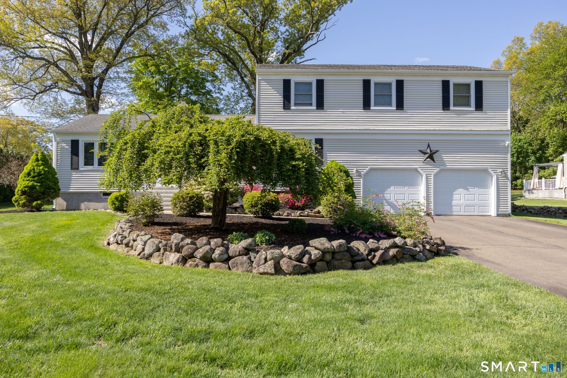 43 Hawthorne, Cheshire, CT 06410 Main Photo