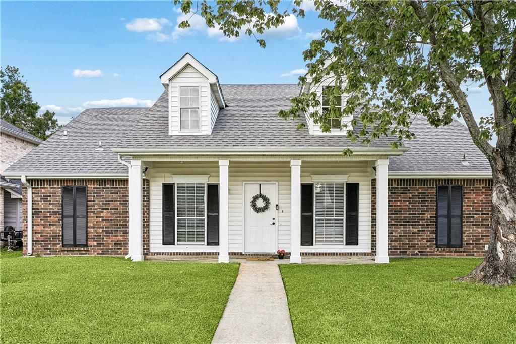 319 OAKLEY Lane, Destrehan, LA 70047