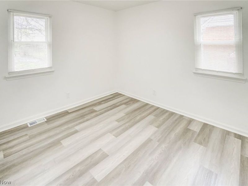 4706 W 158th Street, Cleveland, OH 44135 Photo 24