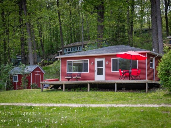 13737 Lower Bayside Drive, Belding, MI 48809