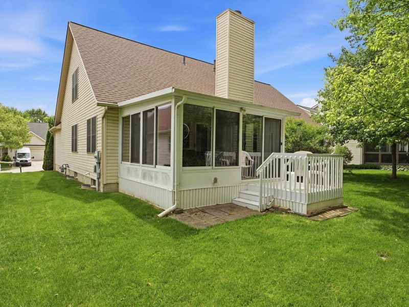 68 Barleycorn Drive, Sunbury, OH 43074 Photo 4