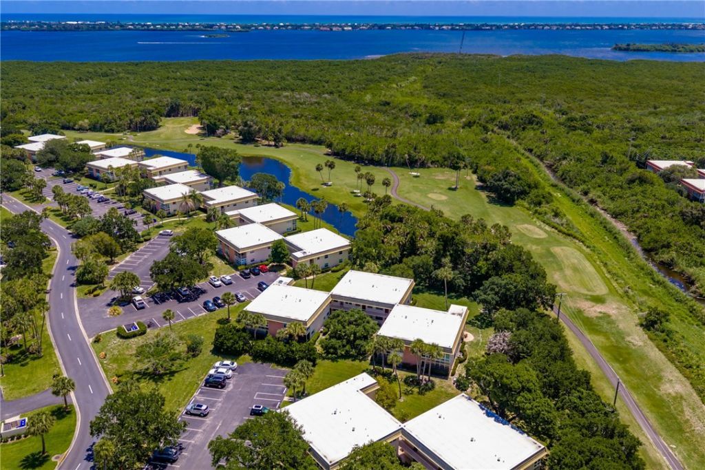 7 Vista Gardens Trail, Unit 204, Vero Beach, FL 32962 Photo
