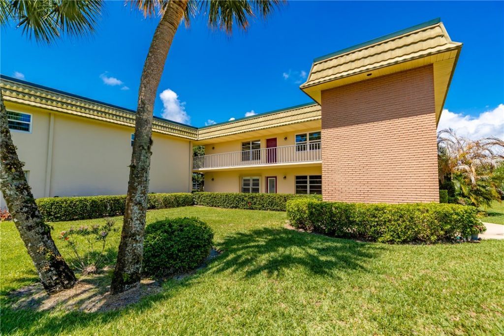 7 Vista Gardens Trail, Unit 204, Vero Beach, FL 32962 Photo