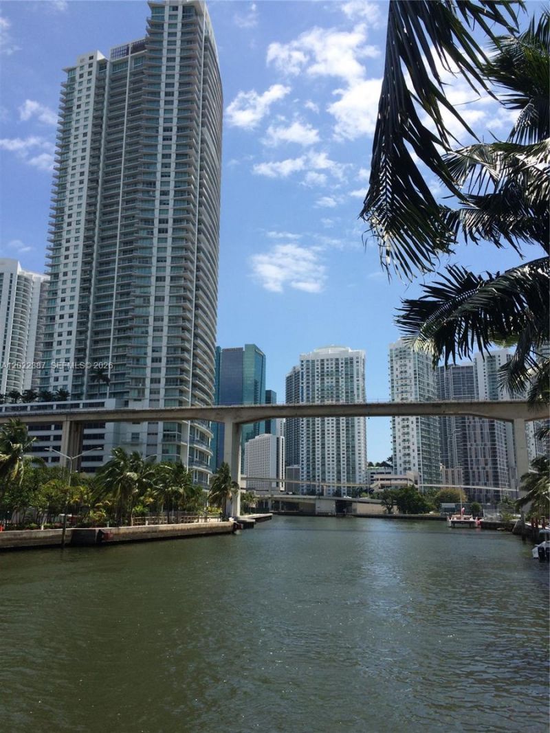 185 SW 7th St , Unit 1611, Miami, FL 33130 Photo