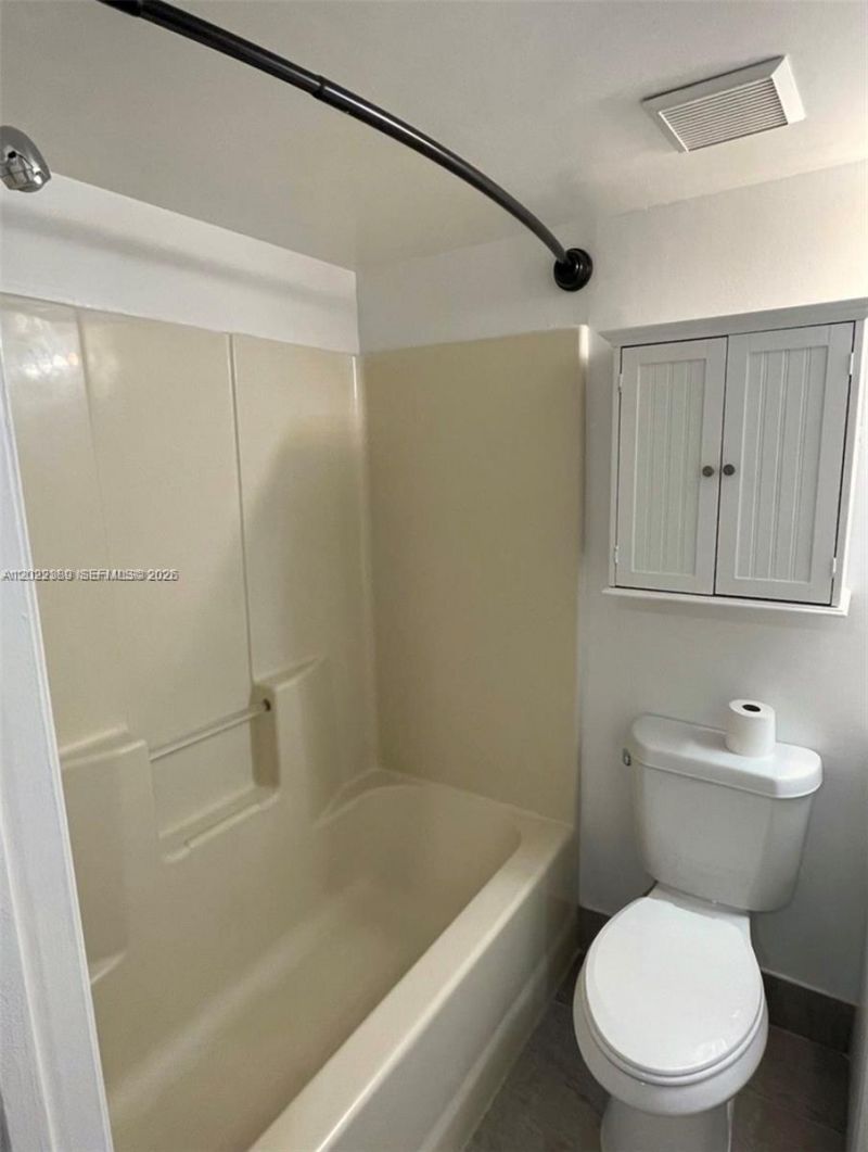 3660 N 56th Ave , Unit 609, Hollywood, FL 33021 Photo