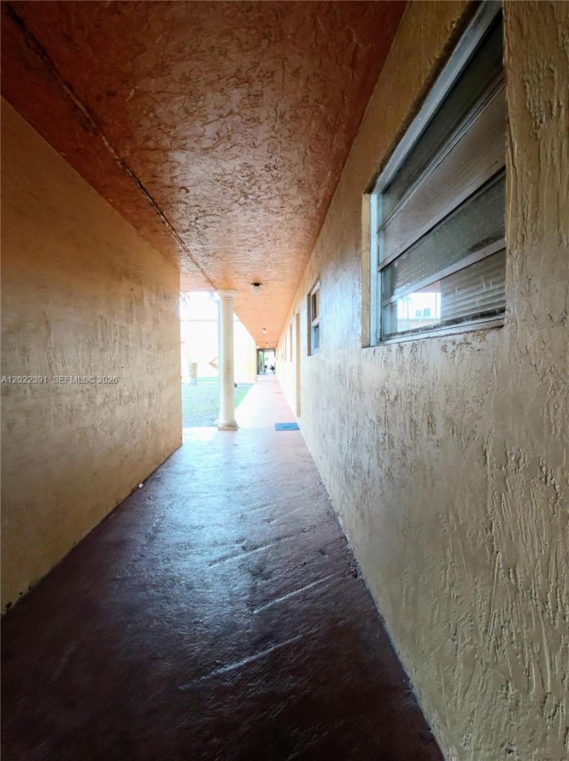 1265 W 24th St , Unit 108, Hialeah, FL 33010 Photo