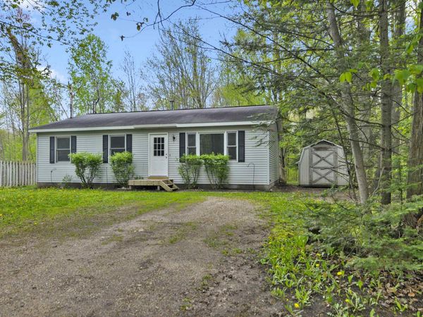 142 Fern Avenue, Cadillac, MI 49601