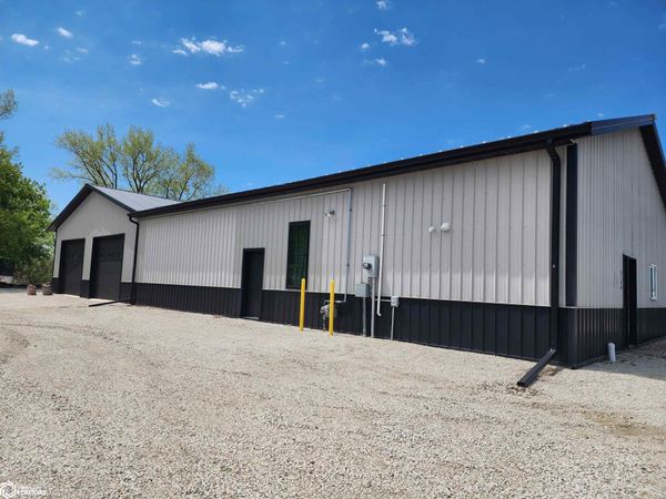 2120 E Oak Street, Algona, IA 50511