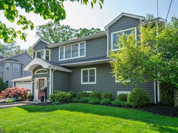 77 Rockwood Rd, Florham Park, NJ 07932
