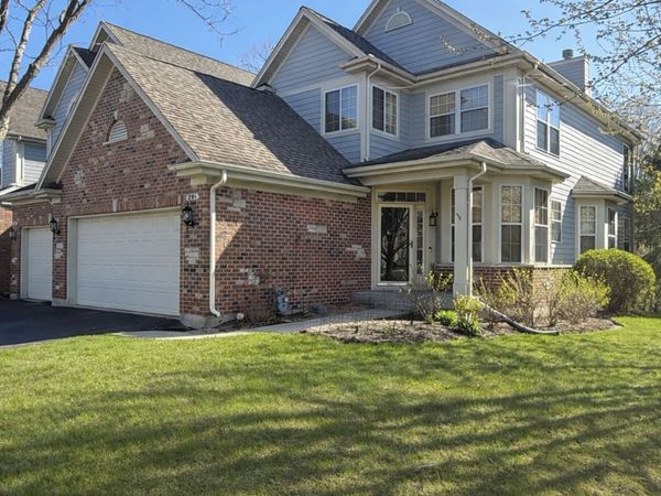 291 Jennifer Court , Gurnee, IL 60031