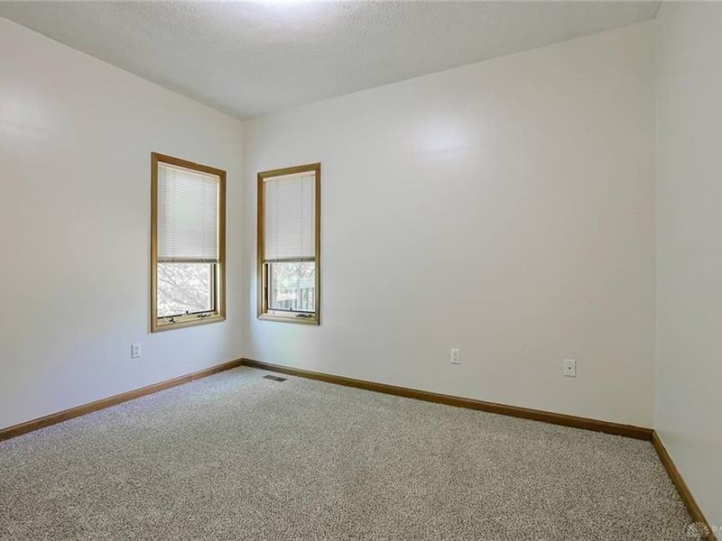 639 Deerhorn Trail, Bath Township, OH 45387 Photo 32