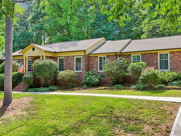 1067 Hess Drive , Avondale Estates, GA 30002