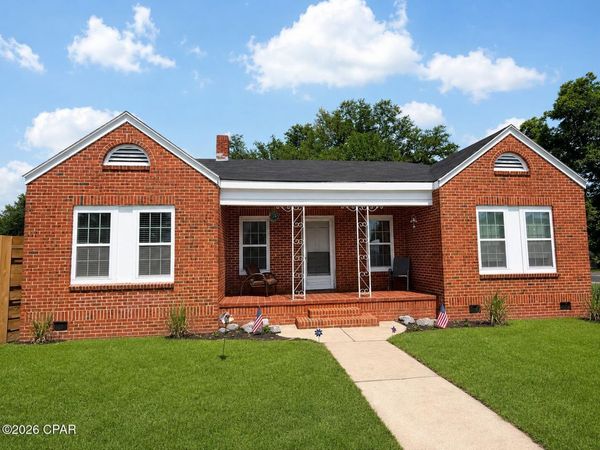 3128 Main Street , Cottondale, FL 32431