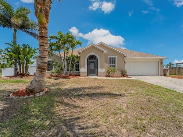 1709 NW 15th TER , CAPE CORAL, FL 33993
