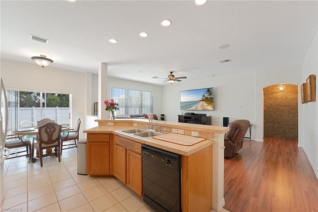 1709 NW 15th Ter, Cape Coral, FL 33993 Photo