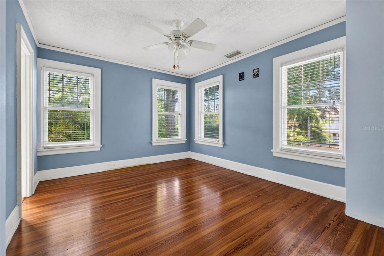835 16th Avenue Ne, Saint Petersburg, FL 33704 Photo