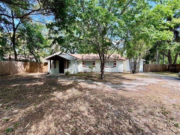 1208 E HANNA AVENUE , TAMPA, FL 33604