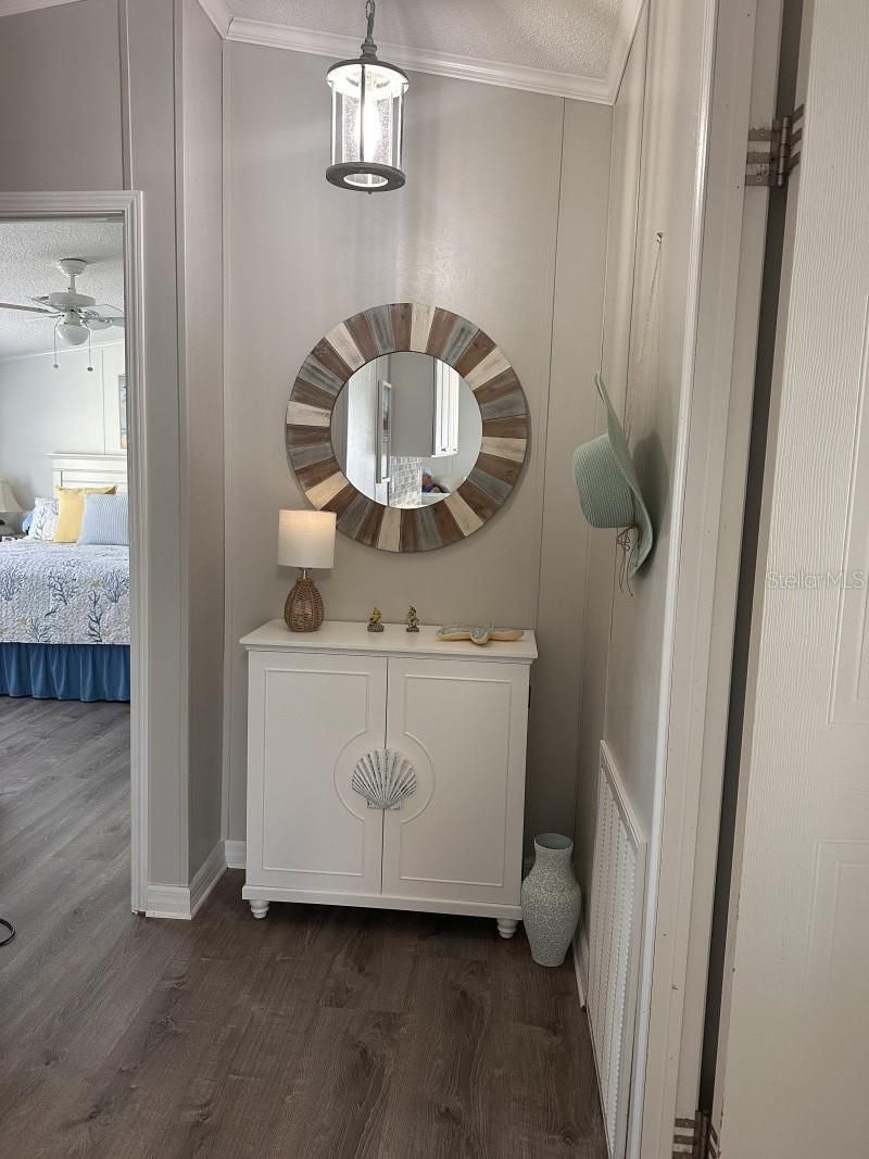 122 W Saint Annes Circle , Apollo Beach, FL 33572 Photo