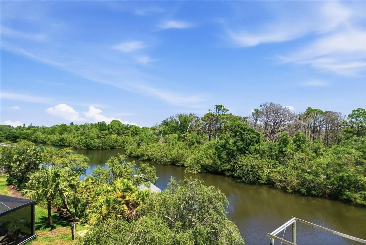 1130 S Florida Avenue, Tarpon Springs, FL 34689 Photo