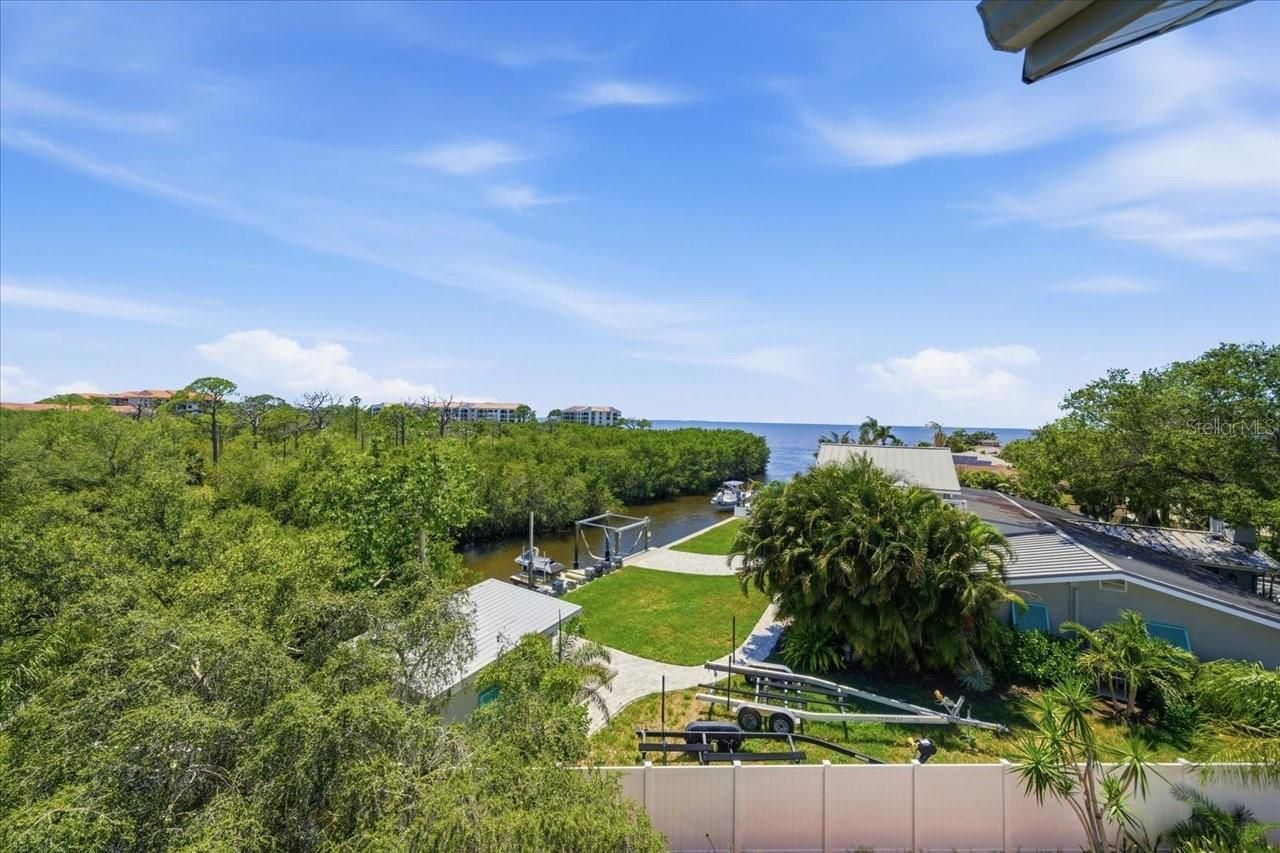 1130 S Florida Avenue, Tarpon Springs, FL 34689 Photo