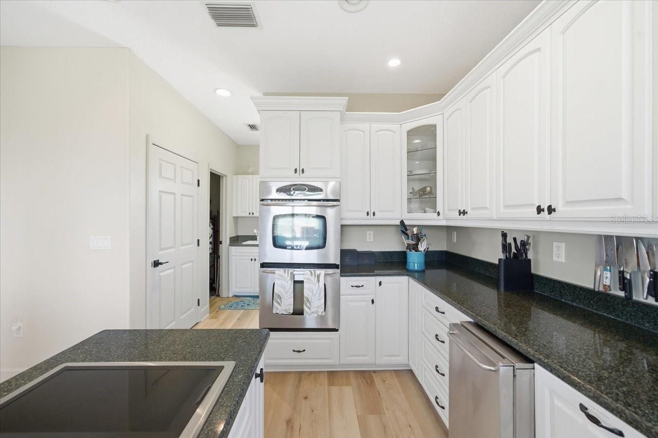 1130 S Florida Avenue, Tarpon Springs, FL 34689 Photo