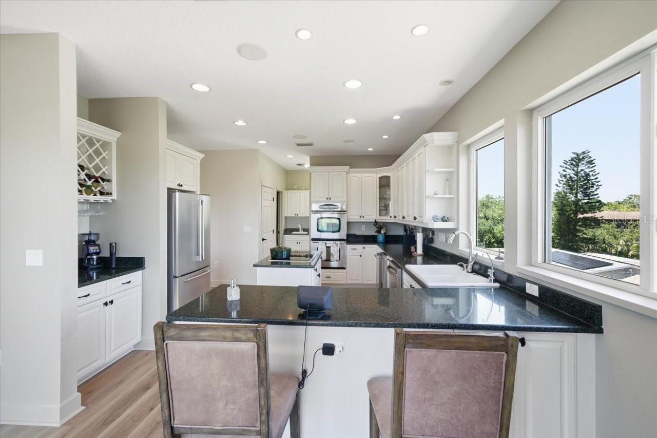 1130 S Florida Avenue, Tarpon Springs, FL 34689 Photo