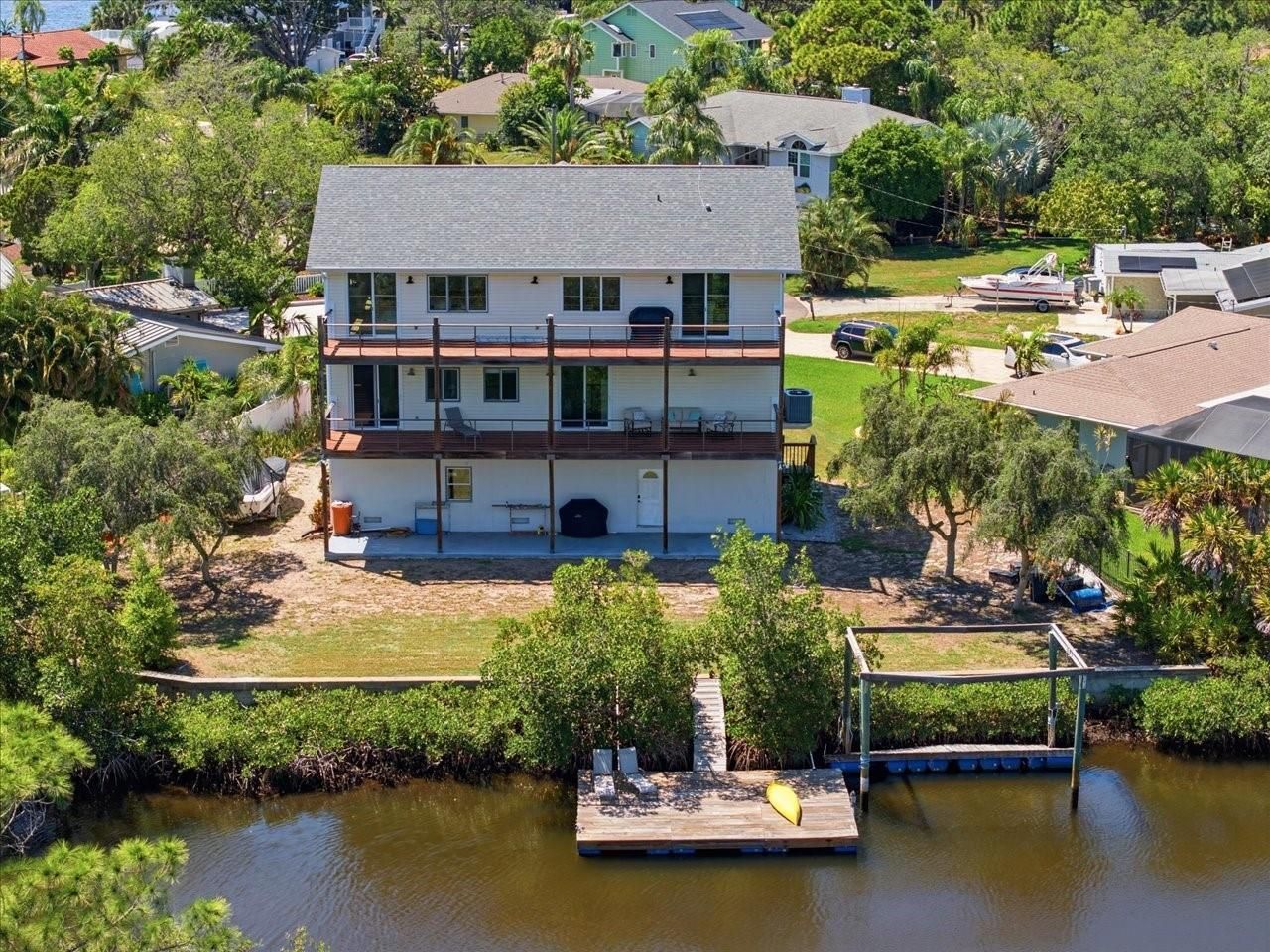 1130 S Florida Avenue, Tarpon Springs, FL 34689 Photo