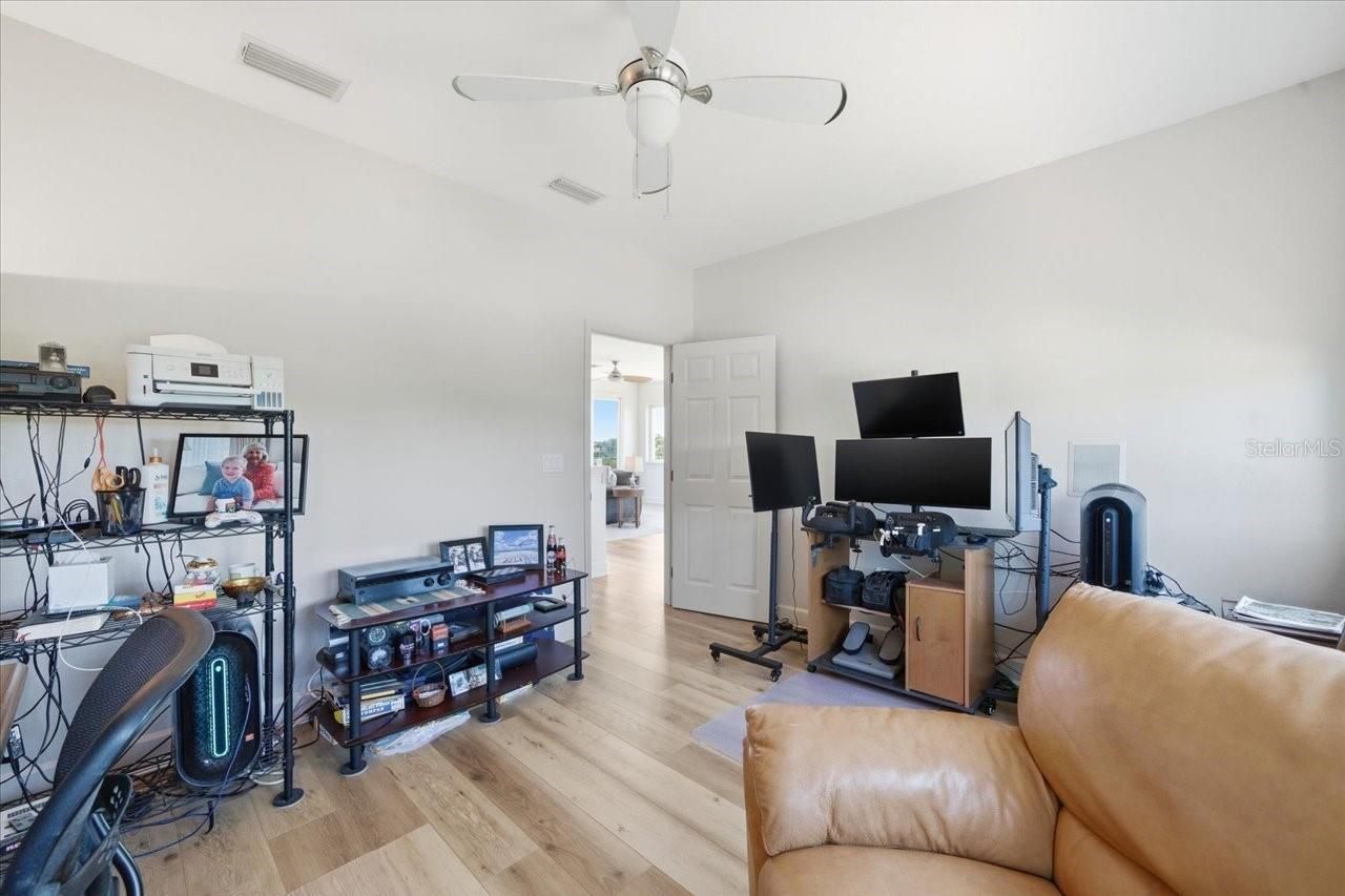 1130 S Florida Avenue, Tarpon Springs, FL 34689 Photo