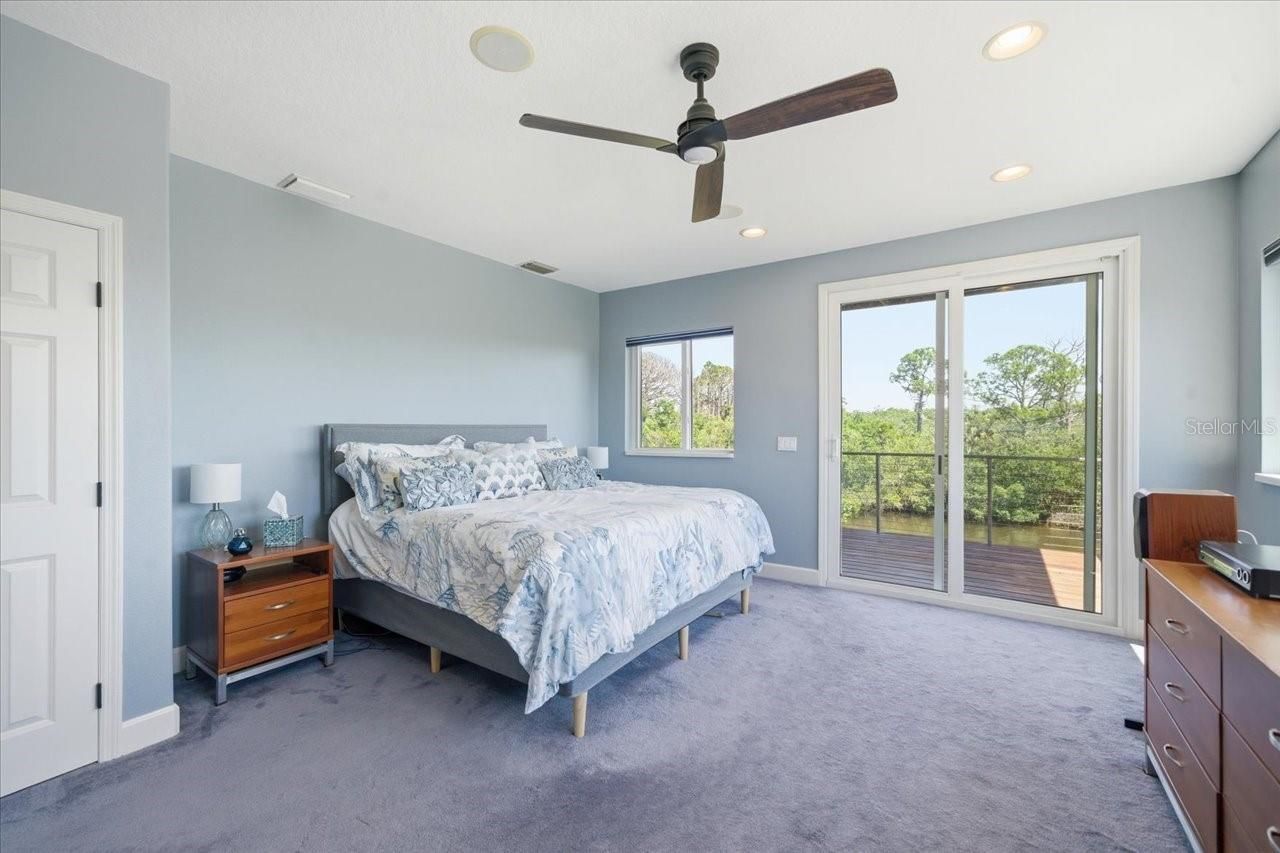 1130 S Florida Avenue, Tarpon Springs, FL 34689 Photo