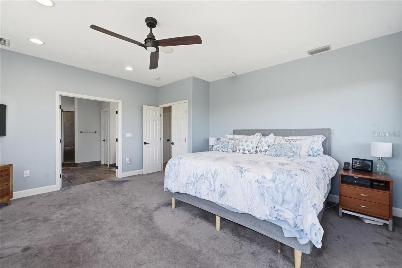 1130 S Florida Avenue, Tarpon Springs, FL 34689 Photo