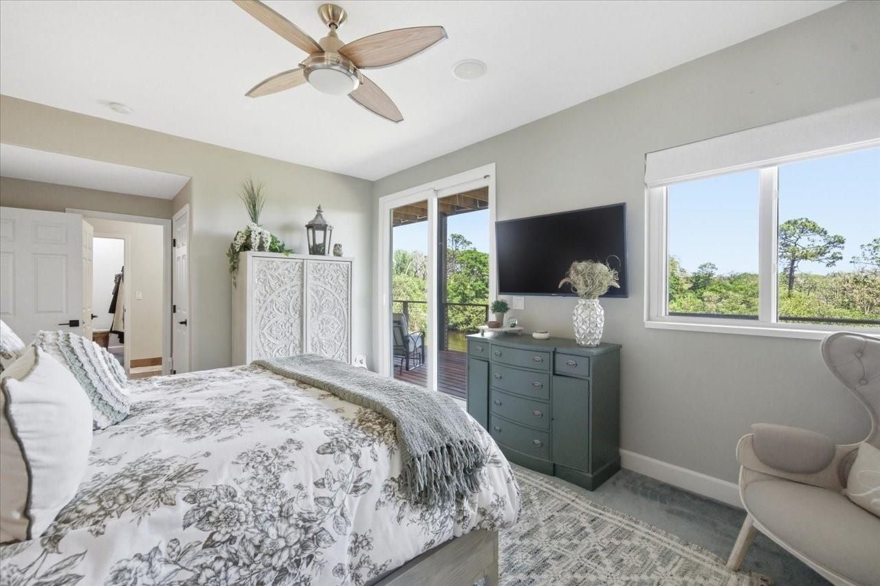 1130 S Florida Avenue, Tarpon Springs, FL 34689 Photo